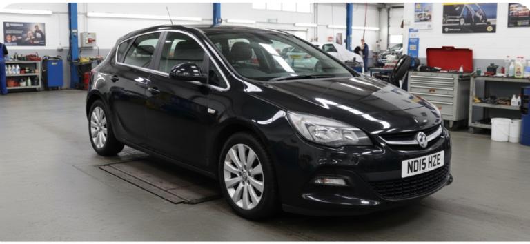 2015 Vauxhall Astra 1.6 CDTi 16V ecoFLEX Limited Edition 5dr [Leather] HATCHBACK Diesel Manual