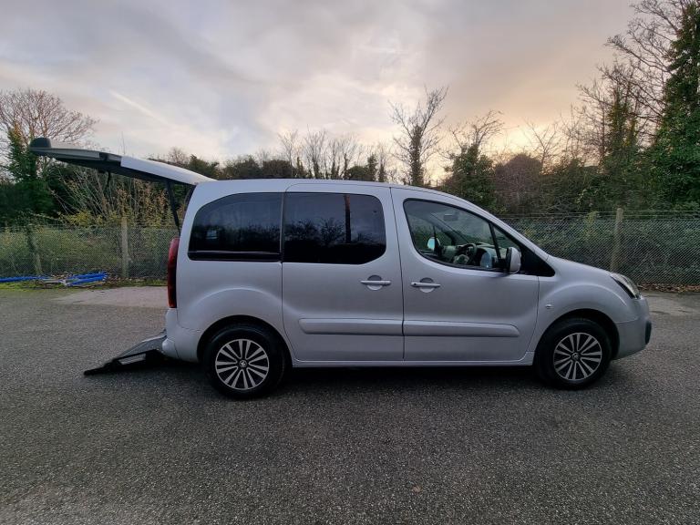 PEUGEOT PARTNER TEPEE 1.6 VTi Active 2015