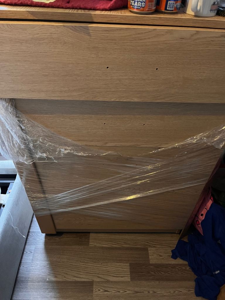 Oak double wardrobe and 5 drawers set 