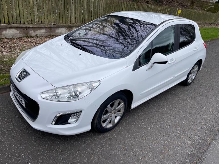 2013 Peugeot 308 1.6 HDi 92 Active 5dr [Sat Nav] HATCHBACK Diesel Manual