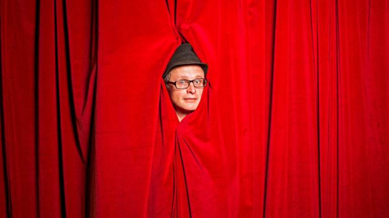COMEDY: SIMON MUNNERY / JAMES DOWDESWELL - PREVIEWS/WIPS
