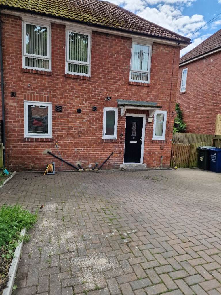 3 bedroom house for rent.