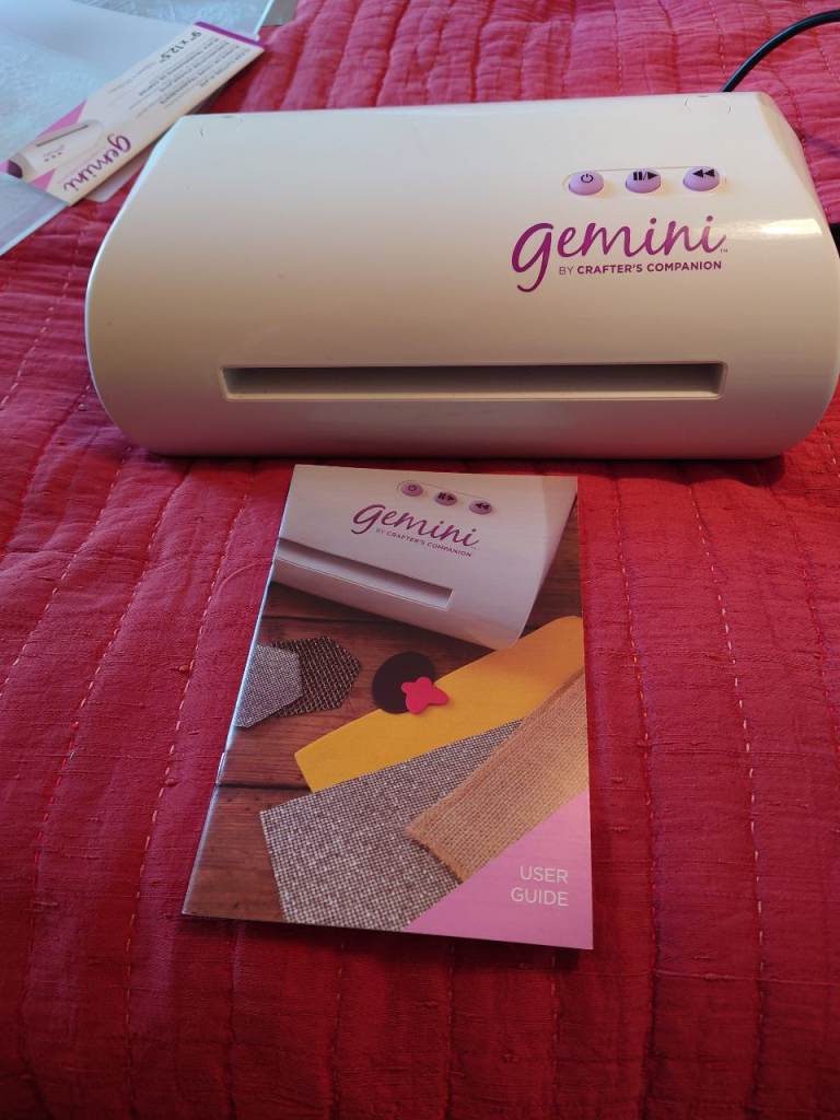  Gemini GEM-M-GLO Multi Media Die Cutting & Embossing Machine