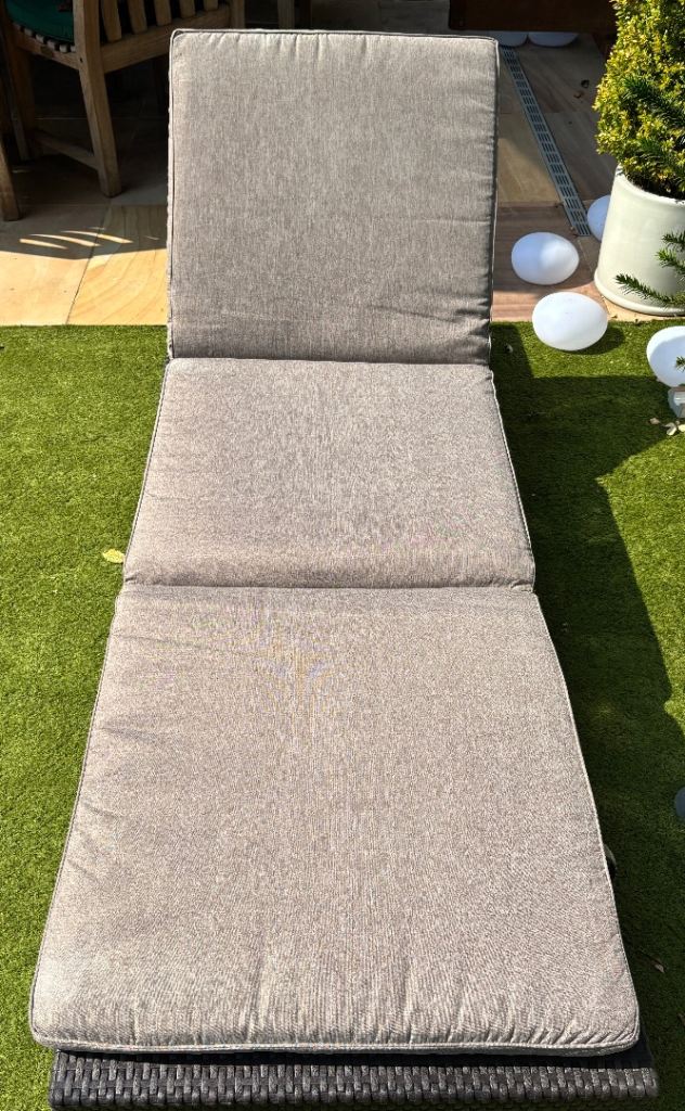 Allibert Rattan Sun Lounger with Grey Cushion - Good Condition