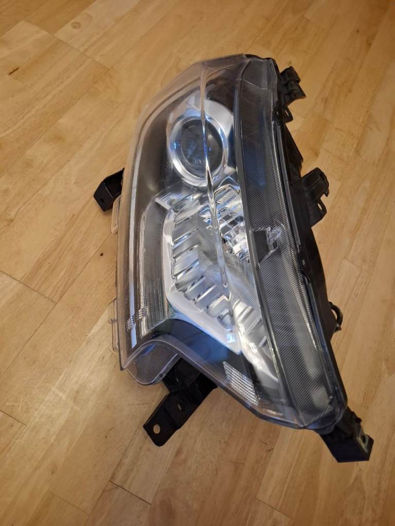 Ford Ranger Headlight 