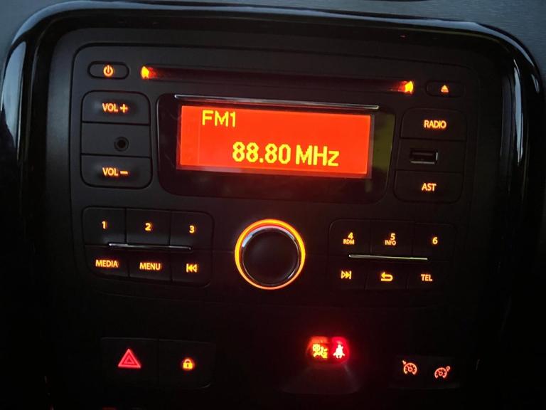 2015 Dacia Duster 1.5 dCi 110 Laureate 5dr HATCHBACK Diesel Manual