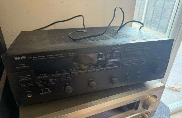 Yamaha RX-396RDS Stereo Receiver – Good Condition