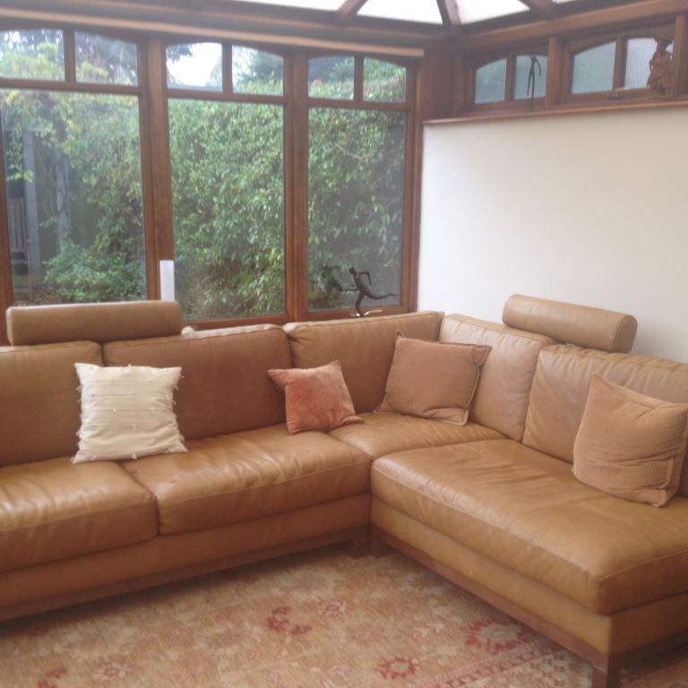 Large Brown Leather Corner Sofa – Good Condition