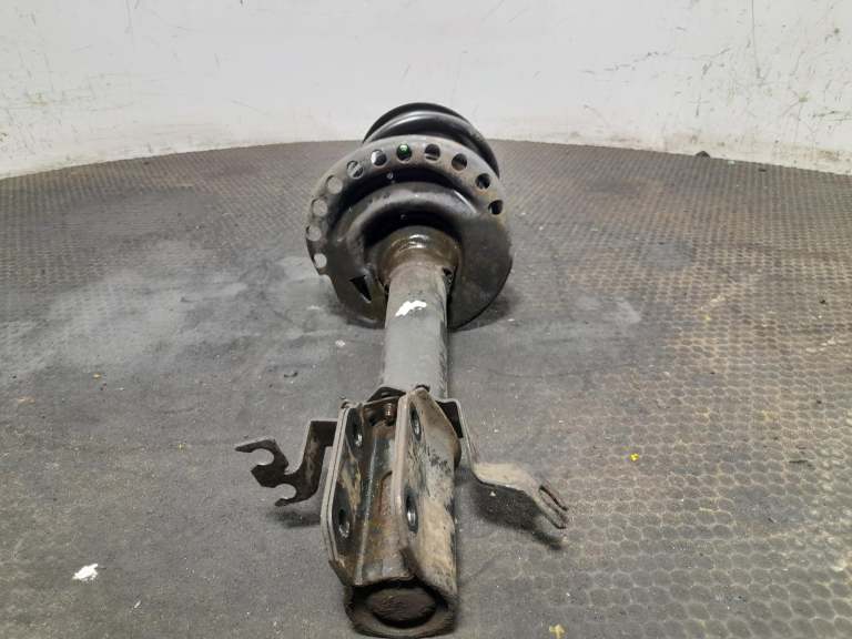 Dacia Sandero Stepway Shock Absorber O/S 2013-2021 0.9l Petrol H4b408 Front Rh