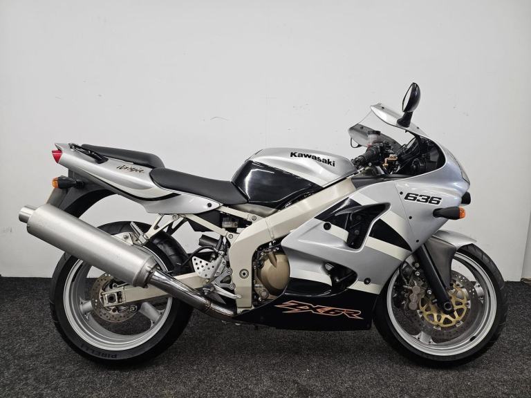 KAWASAKI ZX6R 636 ** STANDARD BIKE - 2 KEYS - 12 MONTH MOT **