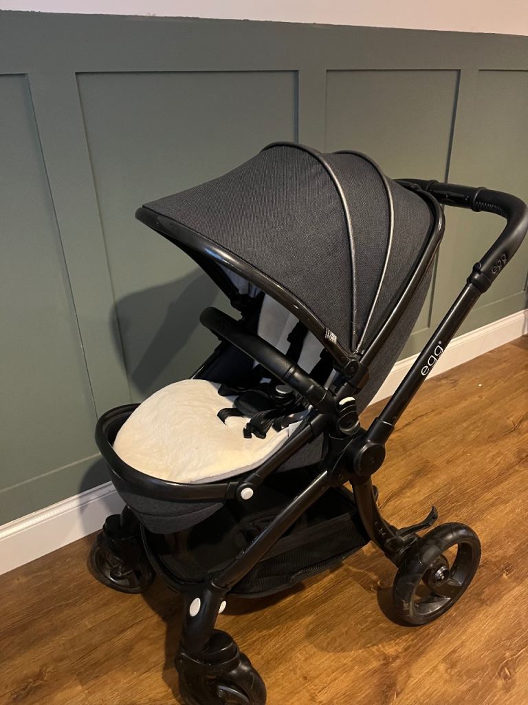 Egg pram and stroller