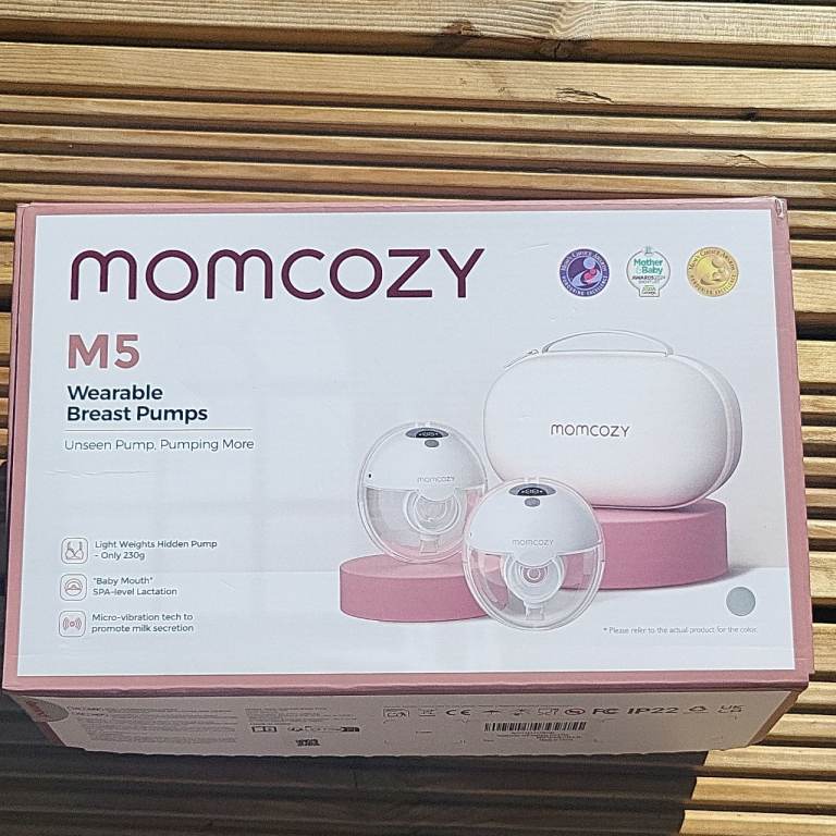 Momcozy M5 Hands-Free Wearable Breast Pumps - White