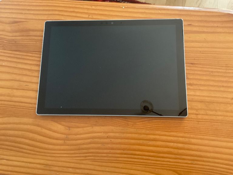 Microsoft Surface 6 Pro Tablet 237GB with Charger 