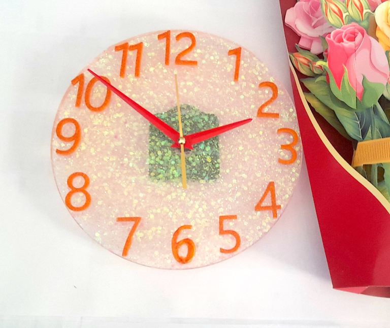 NEW 100 % UNIQUE - HAND-CRAFTED - SPARKLY / ORANGE WALL CLOCK - 20 cm diameter