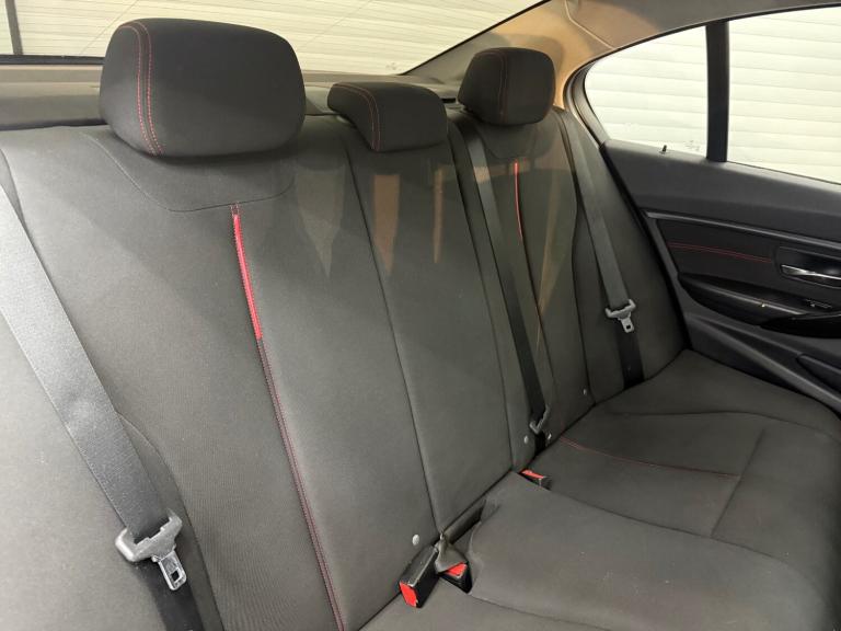 2014 BMW 3 Series 318D SPORT INDIVIDUAL SPEC  SALOON Diesel Manual