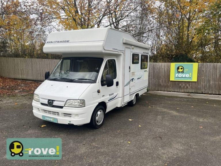 Compass Avantgarde 200 2 Belt 4 Berth End Lounge Motorhome 3000KG