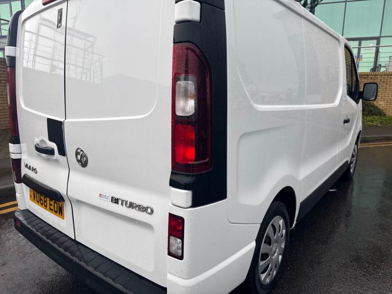 2018 Vauxhall Vivaro 2700 1.6CDTI BiTurbo 125PS Sportive H1 Van Van DIESEL Manual