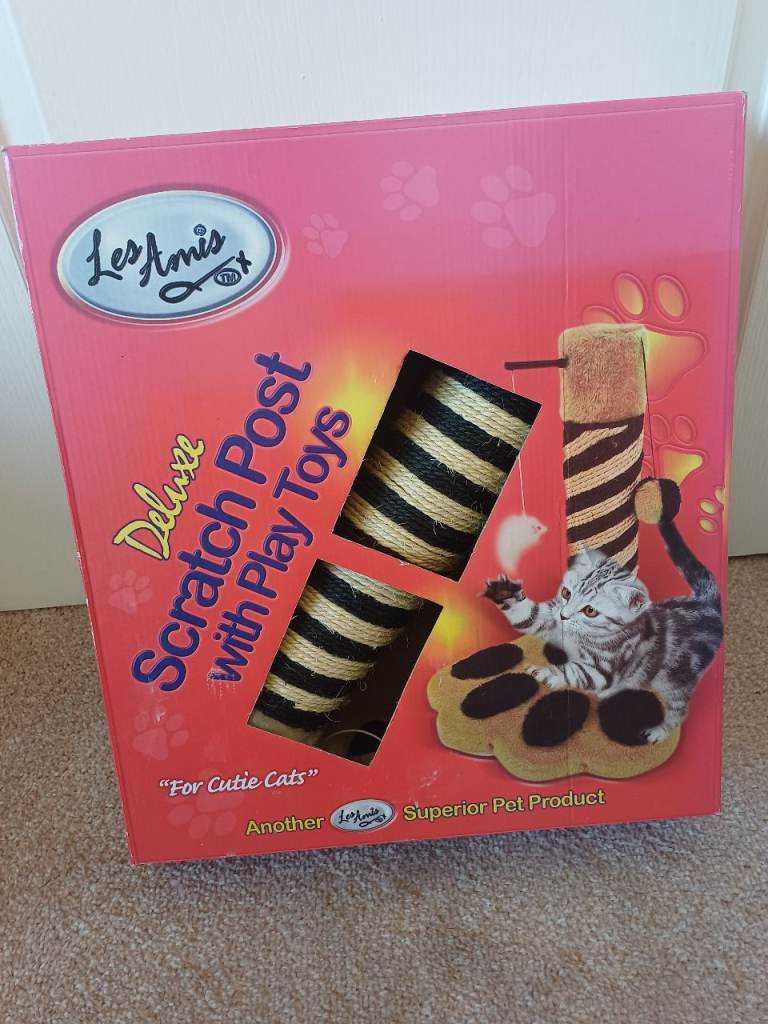 Deluxe Scratch Post