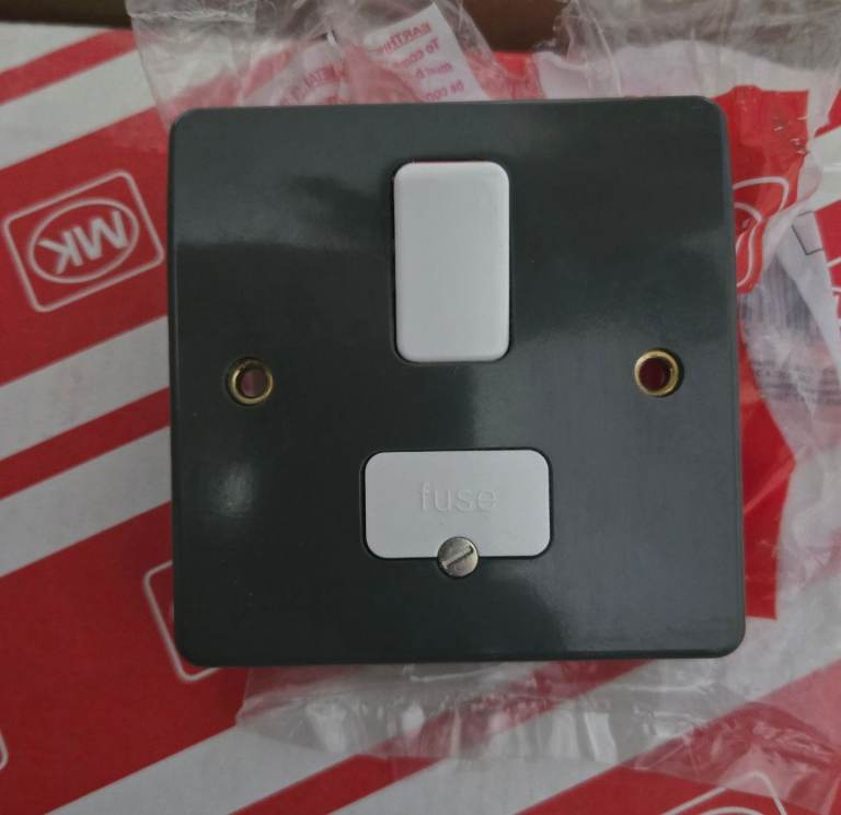 MK K330GRA 13a DP Switched Connection unit with Flex Outlet Graphite Part M Compliant