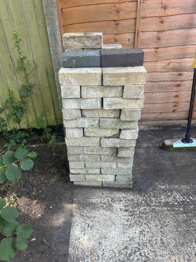 Free Bricks