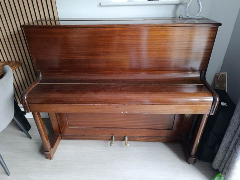 Traditional Upright Piano – Brown Wood, Fair Condition