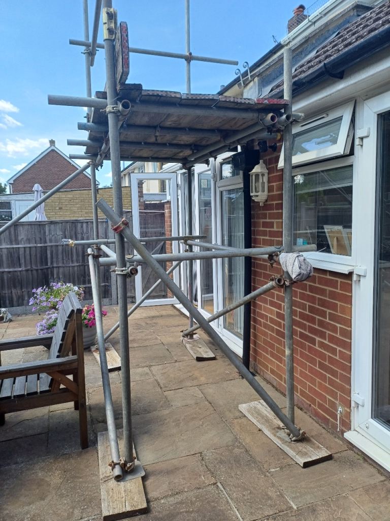 Scaffold poles