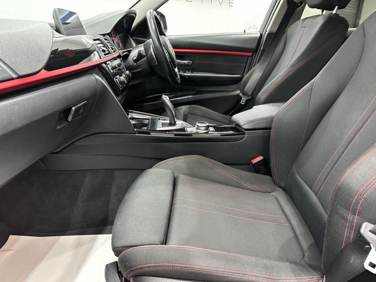 2017 BMW 3 Series 2.0 330e 7.6kWh Sport Auto Euro 6 (s/s) 4dr SALOON Petrol/Electric Hybrid Autom...