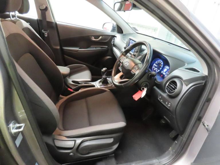 2018 Hyundai KONA 1.0 T-GDi Blue Drive SE SUV 5dr Petrol Manual Euro 6 (s/s) (120 ps) HATCHBACK P...