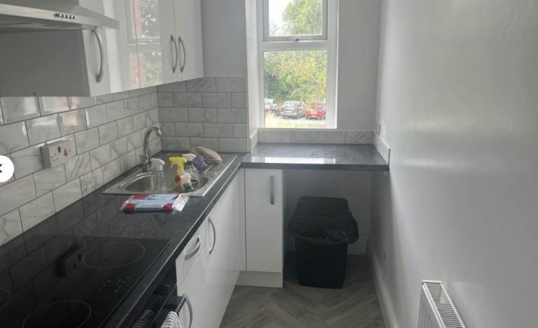 2 bed flat 