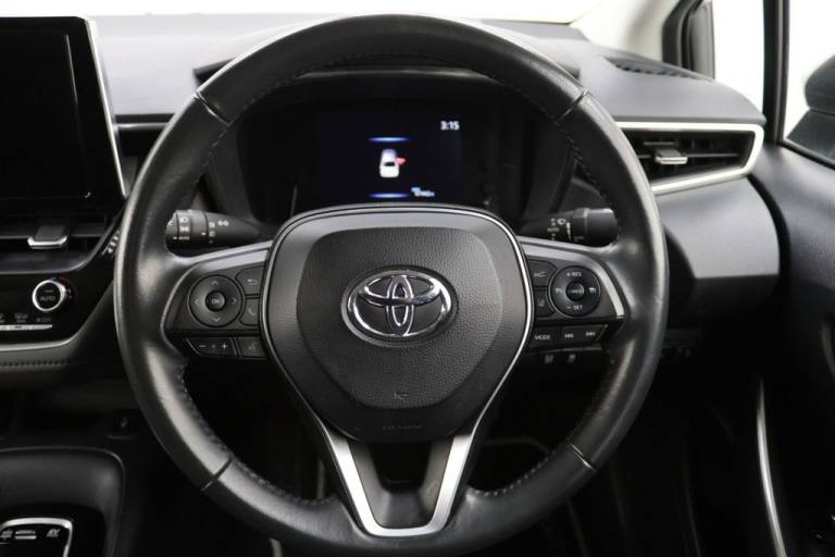 2022 Toyota Corolla 1.8 VVT-h GPF Design Saloon 4dr Petrol Hybrid CVT Euro 6 (s/s) (122 ps) Saloo...