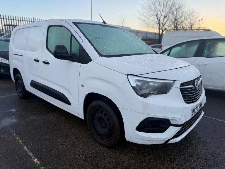 2020 Vauxhall Combo Sportive Lwb l2 66k air con euro 6 finance available  PANEL VAN Diesel Manual