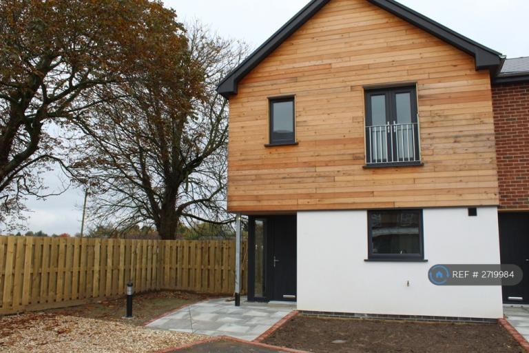 3 bedroom house in West Hill Court, Walcott, Lincoln, LN4 (3 bed) (#2719984)