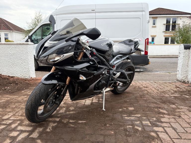 Triumph, DAYTONA, 2014, 675 (cc)