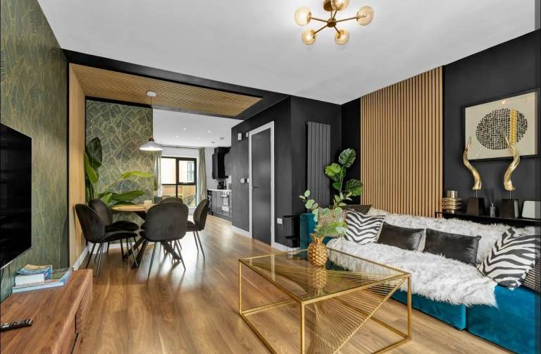 3 Bedroom House With Garden 