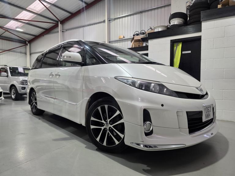 TOYOTA ESTIMA AERAS 2.4L Petrol + Gas Conversion White Auto Petrol 2013