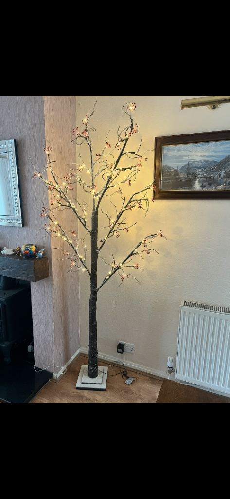 Lovely decorative tree 