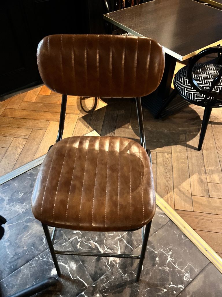     Luxury Brown Ribbed Faux Leather Dining Chair – Restaurant, Café & Home Use