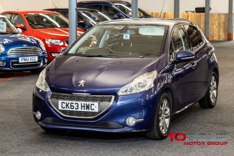 2013 Peugeot 208 1.4 HDi Allure Hatchback 5dr Diesel Manual Euro 5 (70 ps) Hatchback Diesel Manual