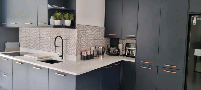 Manhattan grey decor wall tile