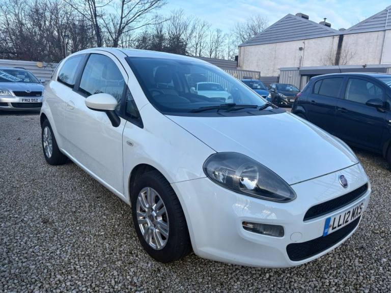 2012 Fiat Punto 1.4 Easy Hatchback 3dr Petrol Manual Euro 5 (s/s) (77 bhp) Hatchback Petrol Manual