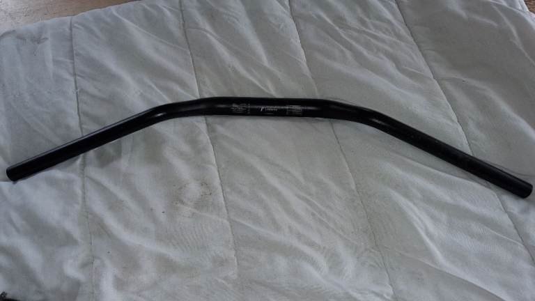 Rizoma fat bar  black 