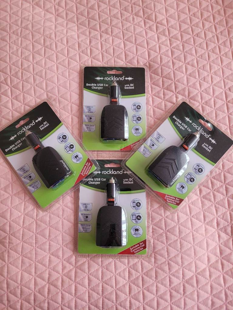 New- Rockland Double USB Car Charger with DC Socket
