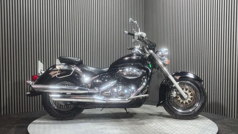 Suzuki Intruder 800 2008 ONLY 25K 800CC CRUISER BIKE NEW MOT SERVICED A2