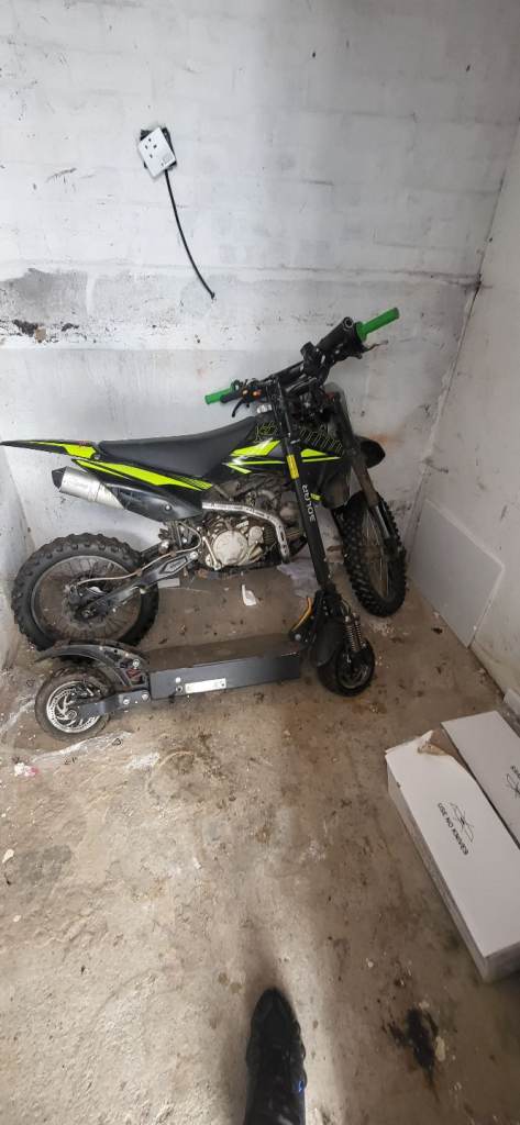 Spares and repairs stomp 160cc and p100 scooter 