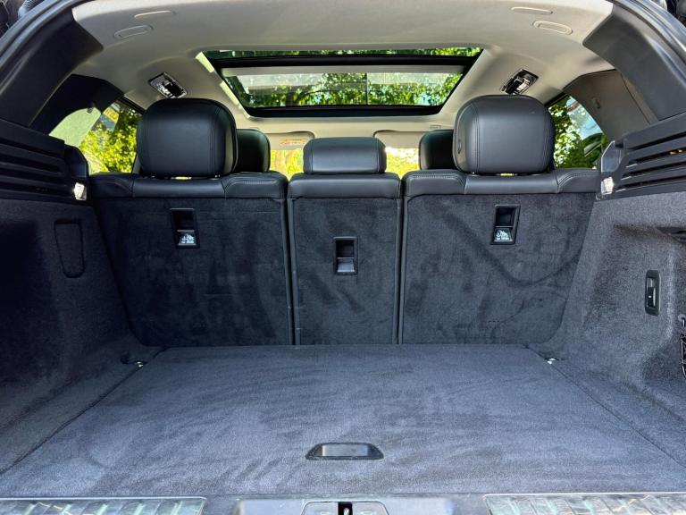 2024 Land Rover Range Rover Sport 3.0 D300 MHEV Dynamic SE SUV 5dr Diesel Auto 4WD Euro 6 (s/s) (...