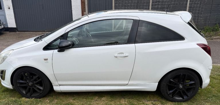Vauxhall Corsa 1.2 Special Edition 2012 with 12 months MOT £2100 o.n.o