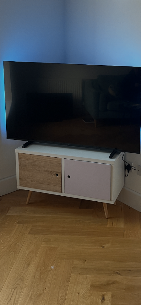 Lovely Tv unit 