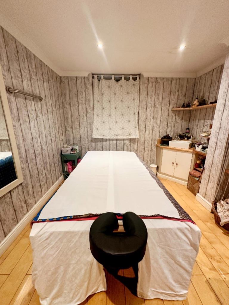 Navarat Thai Massage and Spa