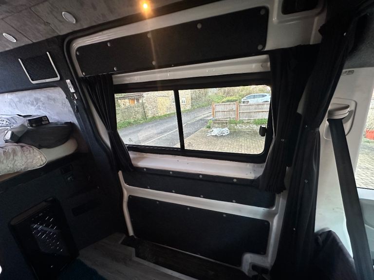 Volkswagen Crafter MWB 2.0tdi Campervan