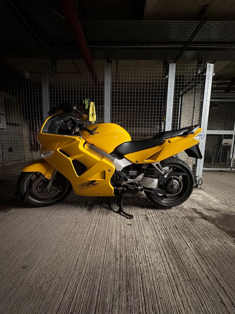 Honda, VFR, 2000, 781 (cc)